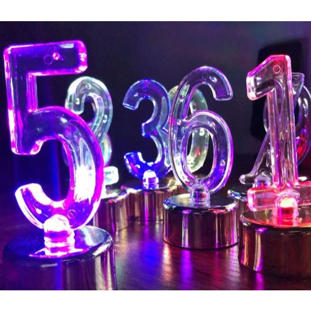 Vela Aniversário Número Eletrônico Led Multi Cor Piscando Base dourada Topo Topper Decoração Bolo Enfeite Para Festa em Oferta na Shopee