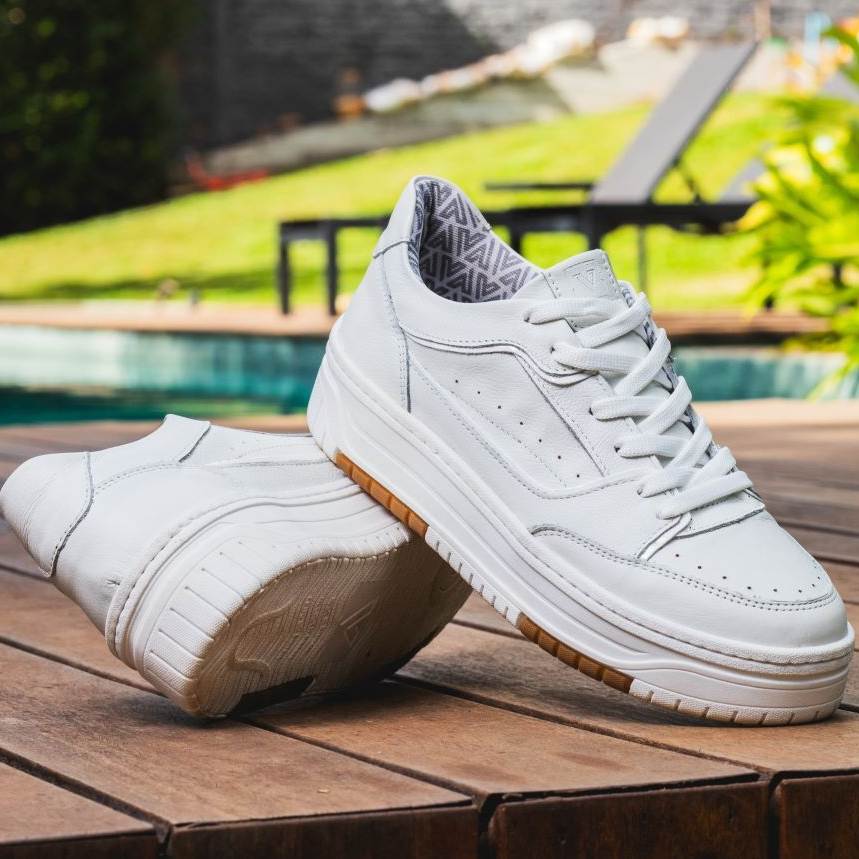 Imagem Tênis Feminino Vittal Couro Legítimo Aura Branco Solado Flatform Confort Minimalista