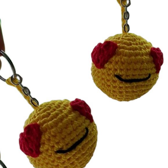 Chaveiros diversos /emoji/bonequinha/sapatilha