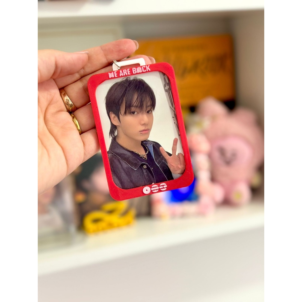 Chaveiro Porta Photocard BTS – Edição Inspirada no Álbum Arirang! em Oferta na Shopee