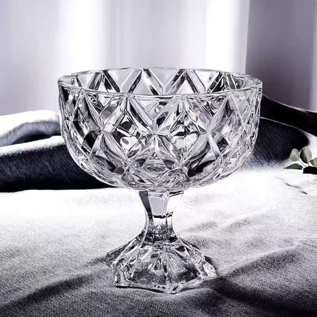 Taça Centro De Mesa Baleiro Transparente De Vidro 18cm