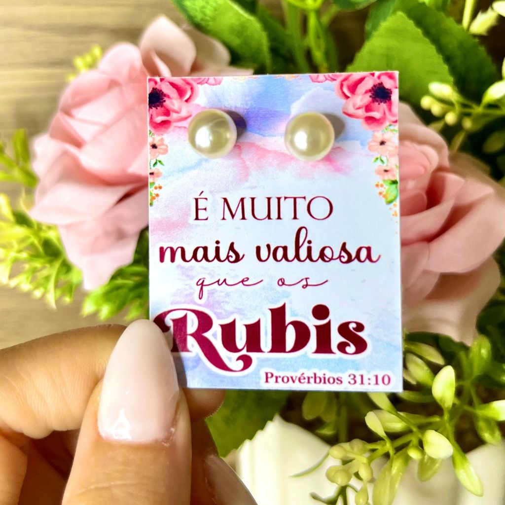 50 Brincos De Pérola E 50 Tags Mulher Virtuosa Lembrancinha Mimo Mulheres Mães em Oferta na Shopee