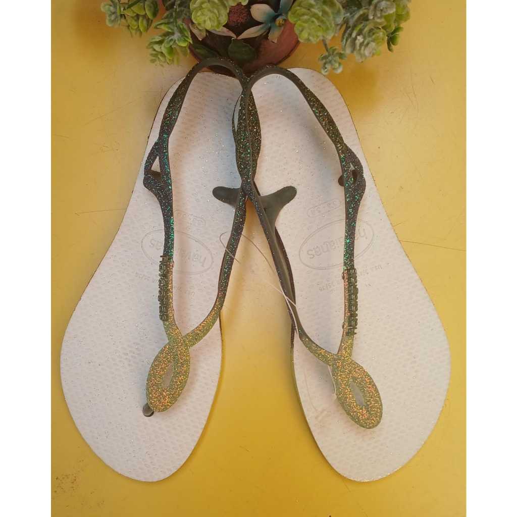 Chinelo Sandalia Luna mix havaianas com brilho nas tiras