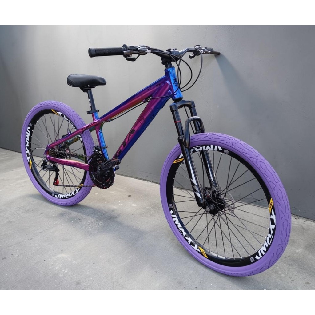 Bike Aro 26 GTA Rebel Freeride Camaleão Downhill 21 Marchas Aro Vmaxx Freio a Disco Pneu Flame Balão Bicicleta Furta Cor