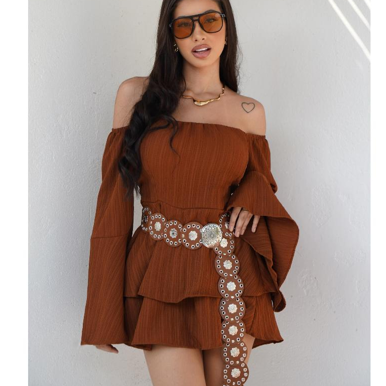 Vestido Feminino Macaquinho Ombro a Ombro Manga Longa Flare Duna Premium Blogueira