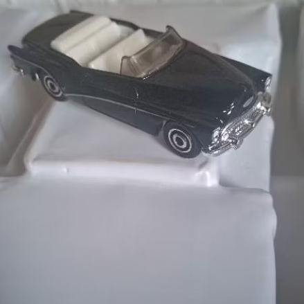MINIATURA 1953 BUICK SKYLARK MATCHBOX