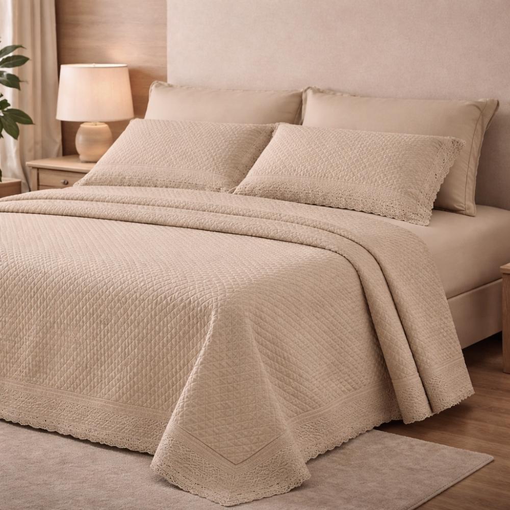 Kit Cama Queen 6 Peças com Cobre Leito Bordado + Lençol e Fronhas