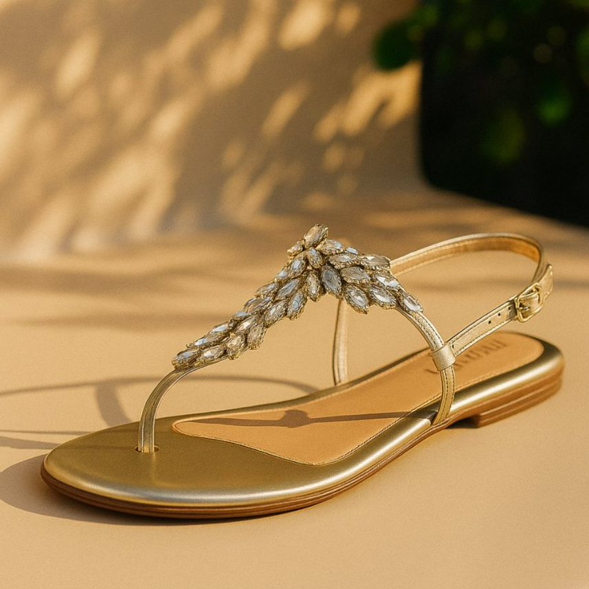 Sandália delicada Feminina luxo com pedraria Rasteirinha confortavel Fio Strass Leve antiderrapante