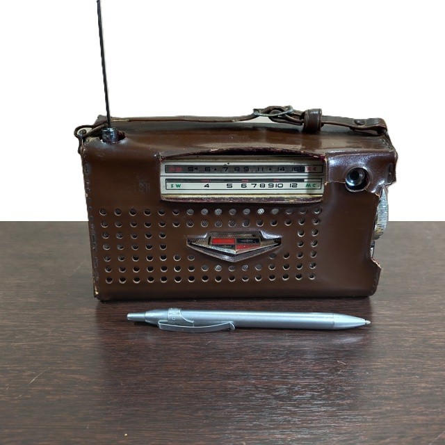 Rádio Antigo Não Funciona Sem Garantias Peças 17x10x7cm 480g