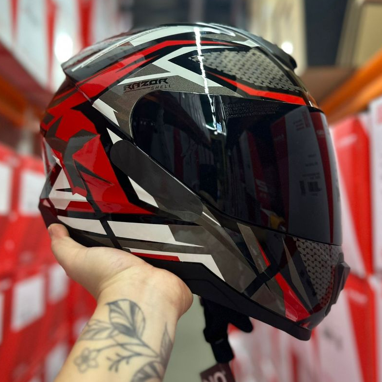 CAPACETE NORISK RAZOR SHARP PRETO VERMELHO MASCULINO FEMININO OFERTA + VISEIRA FUMÊ E CRISTAL NOVO