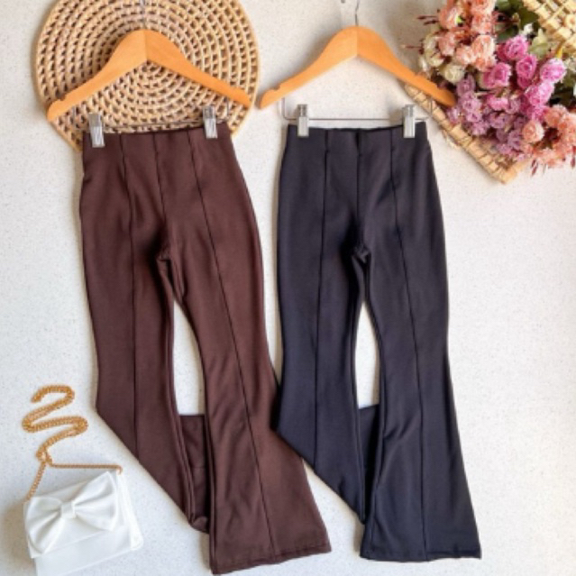 Calça Flare Feminina Infantil Legging Cintura Alta Confortável Não Marca Moda Blogueirinha
