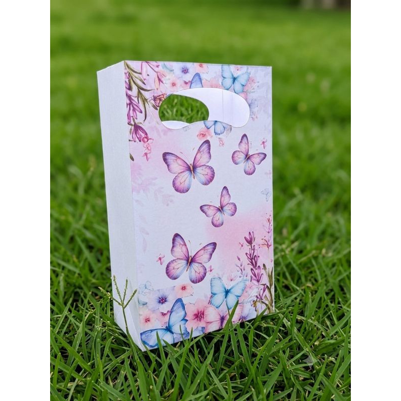Sacolinhas surpresa - Jardim encantado  - lilás - borboletas - festas - kits - floral