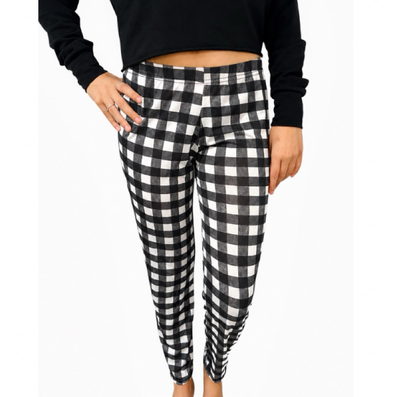 1 Calça De Pijama Feminina Xadrez Preta e Branca Fininha Poliéster Fresquinha e Leve Meia Estação Ideal Para Dormir