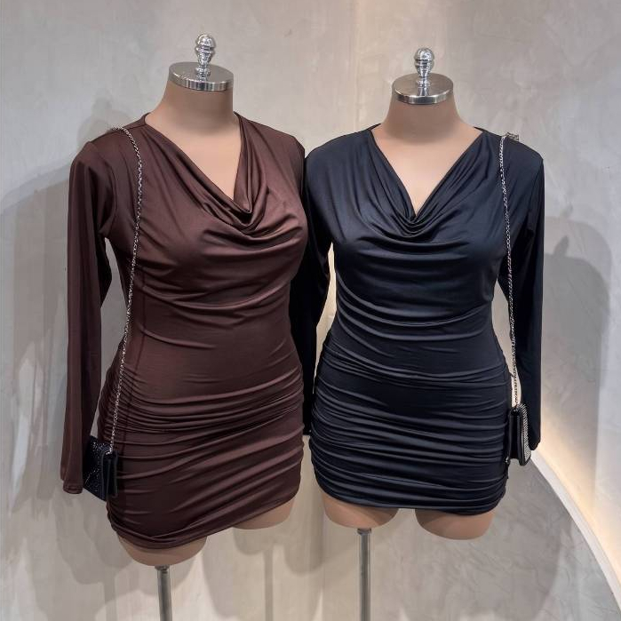 Vestido Plus Size Modelador de Alta Compressão 100% Forrado Decote Degagê Manga LongaTendência Blogueira Festas Rodeio