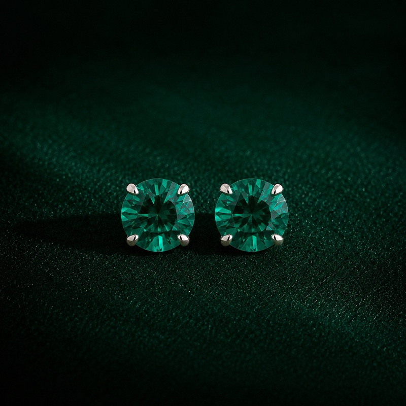 Brinco Pedra Verde Redonda 8mm em Prata 925 Delicado