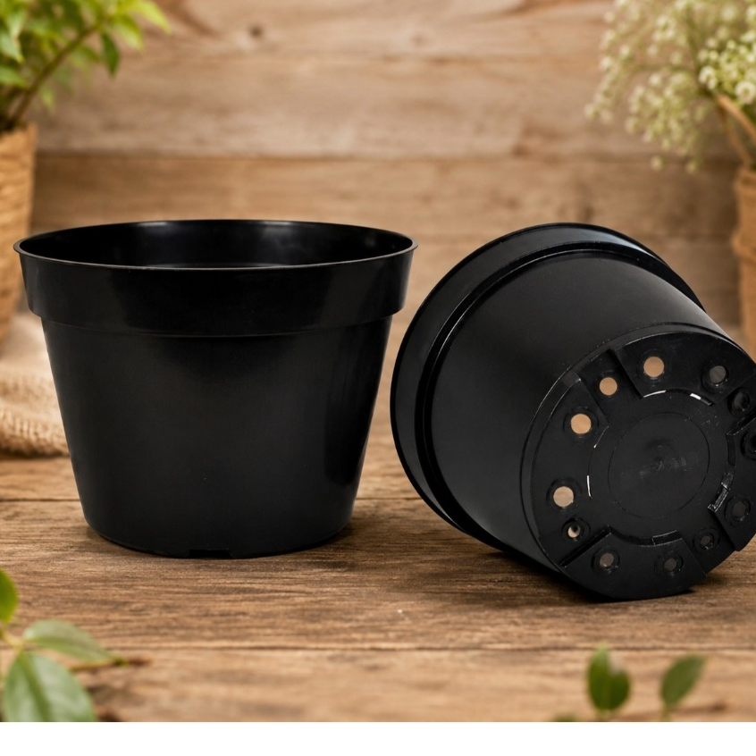 Conjunto com Ate 50 Vasos Pote 11 - Preto, Plástico Rígido e Resistente, Ideal para Mudas e Plantas