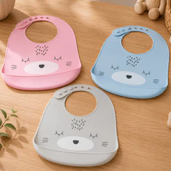Babador De Silicone Para Bebê Ursinho Infantil Ajustável Impermeável Prático Com Pega Migalhas Resistente - Castela