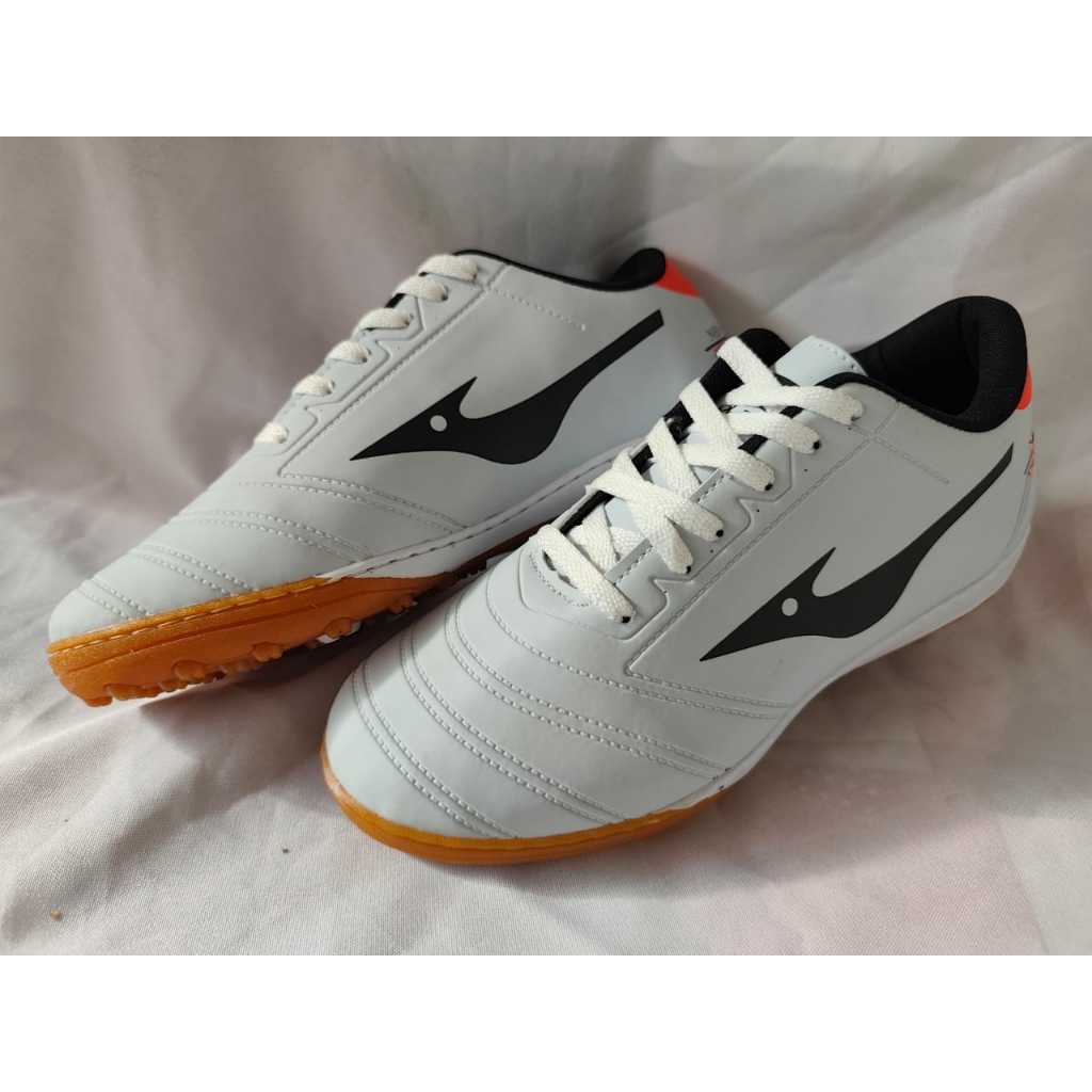 CHUTEIRA TENIS FUTSAL NU BRANCA QUADRA SALAO ESPORTE FUTEBOL