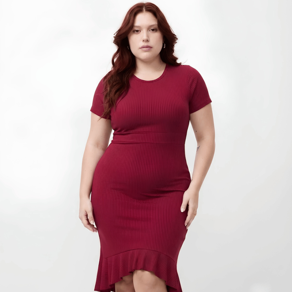 Vestido Feminino Plus Size Manga Curta Canelado Premium e Elastano e Babado Tecido Leve Confortável Moda Casual Moderna
