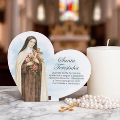 Lembrancinha Católica de Coração Santa Teresinha MDF Decoração e Presente Especial - 50 unidades