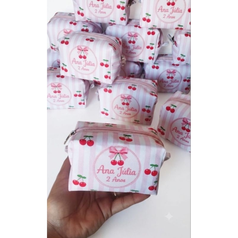 kit Bolsinha Nécessaire Personalizada Lembrancinhas Aniversário Box P tema cerejinha