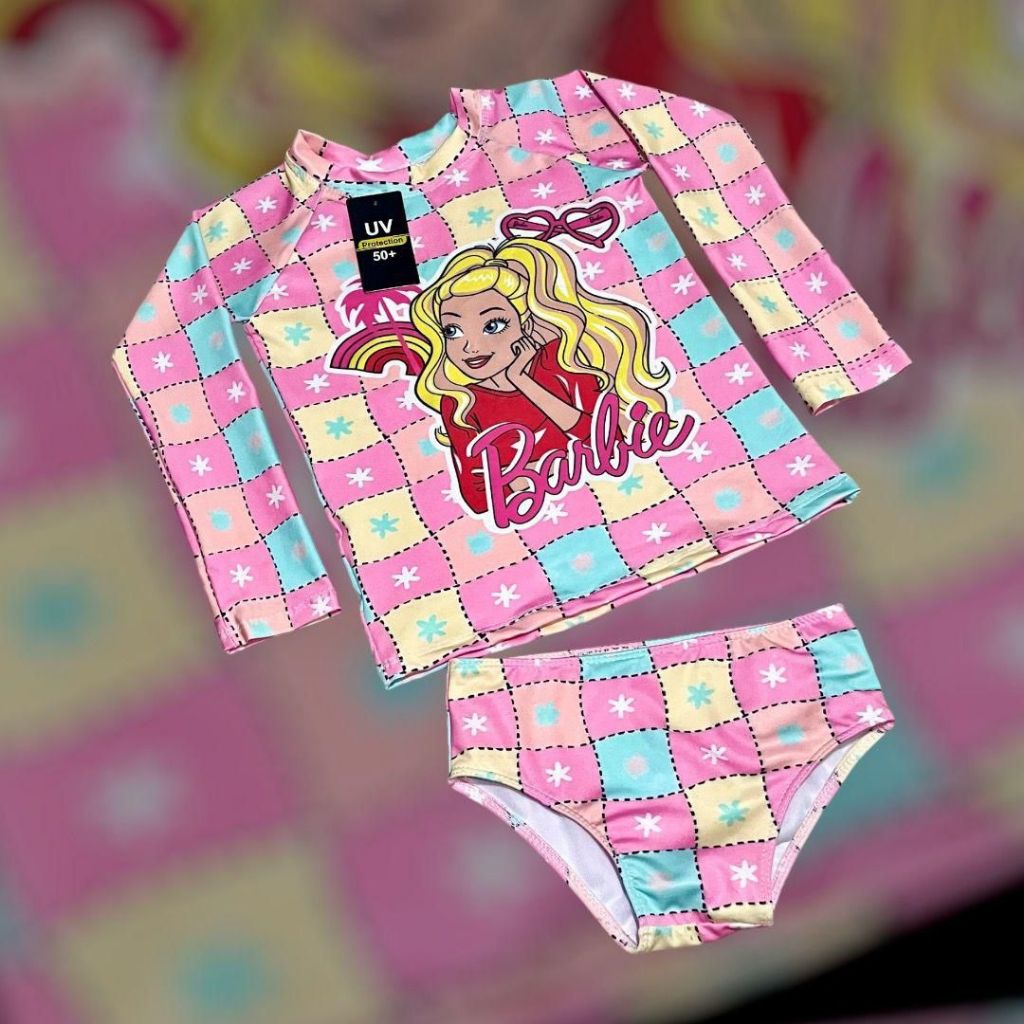 Conjunto de banho com proteção UV 50+ / Natação/ biquíni + camisa - Barbie