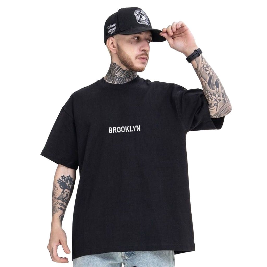 Camiseta Oversized é confeccionada em 100% algodão, fio 30.1