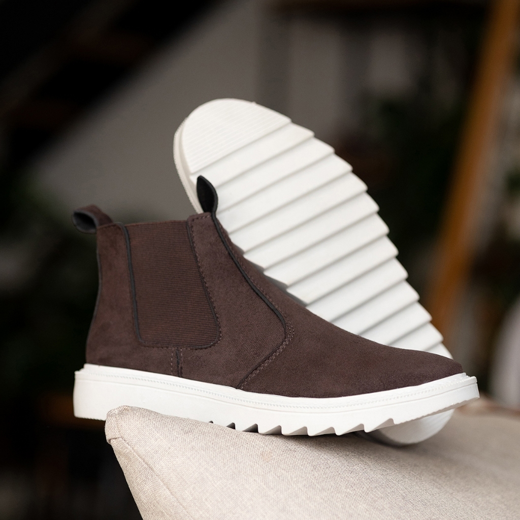 Bota Botina Chelsea Masculina Tratorada Da Moda Em Camurça Estilosa Confortável Tendencia