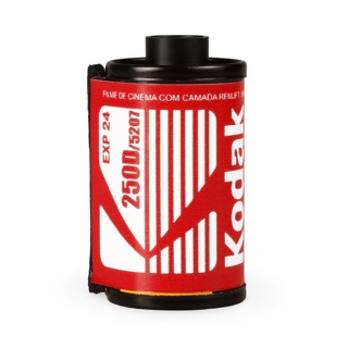 Filme fotográfico 35mm Kodak VISION3 250D/5207 ISO 250 Colorido 24 poses (REBOBINADO) em Oferta na Shopee