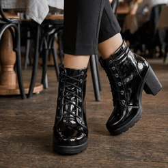 Bota Coturno Salto Grosso Moda Feminino Tratorado Blogueira