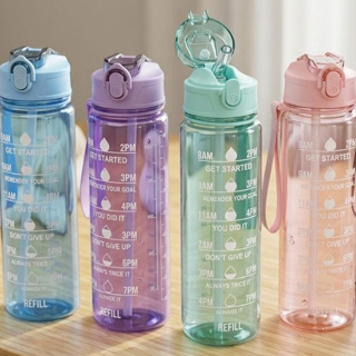 Squeeze Esportiva 700ml Com Marcador de Horário e Canudo Silicone – Garrafa Transparente Leve com Alça em Oferta na Shopee