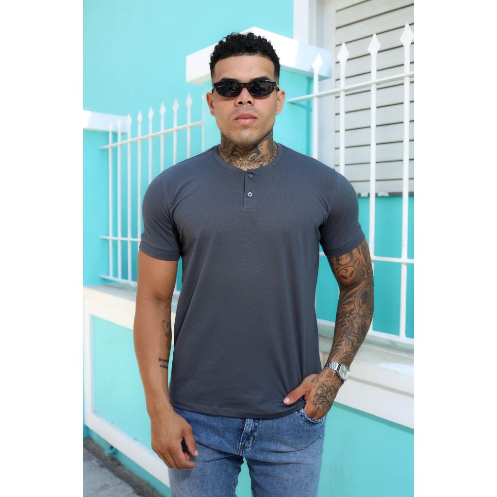 Camisa Masculina Gola Padre Henley de Manga Curta com Elastano