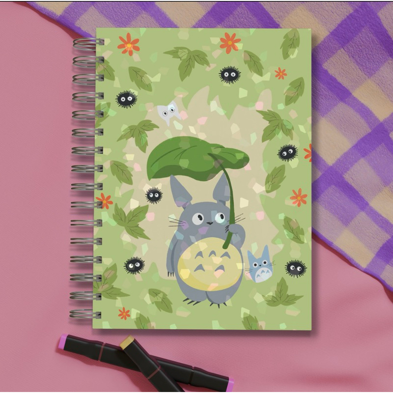 Caderno A5 - Totoro, studio Ghibli | anime, sketchbook, bullet journal, pautado, capa dura, 80 folhas de 90g