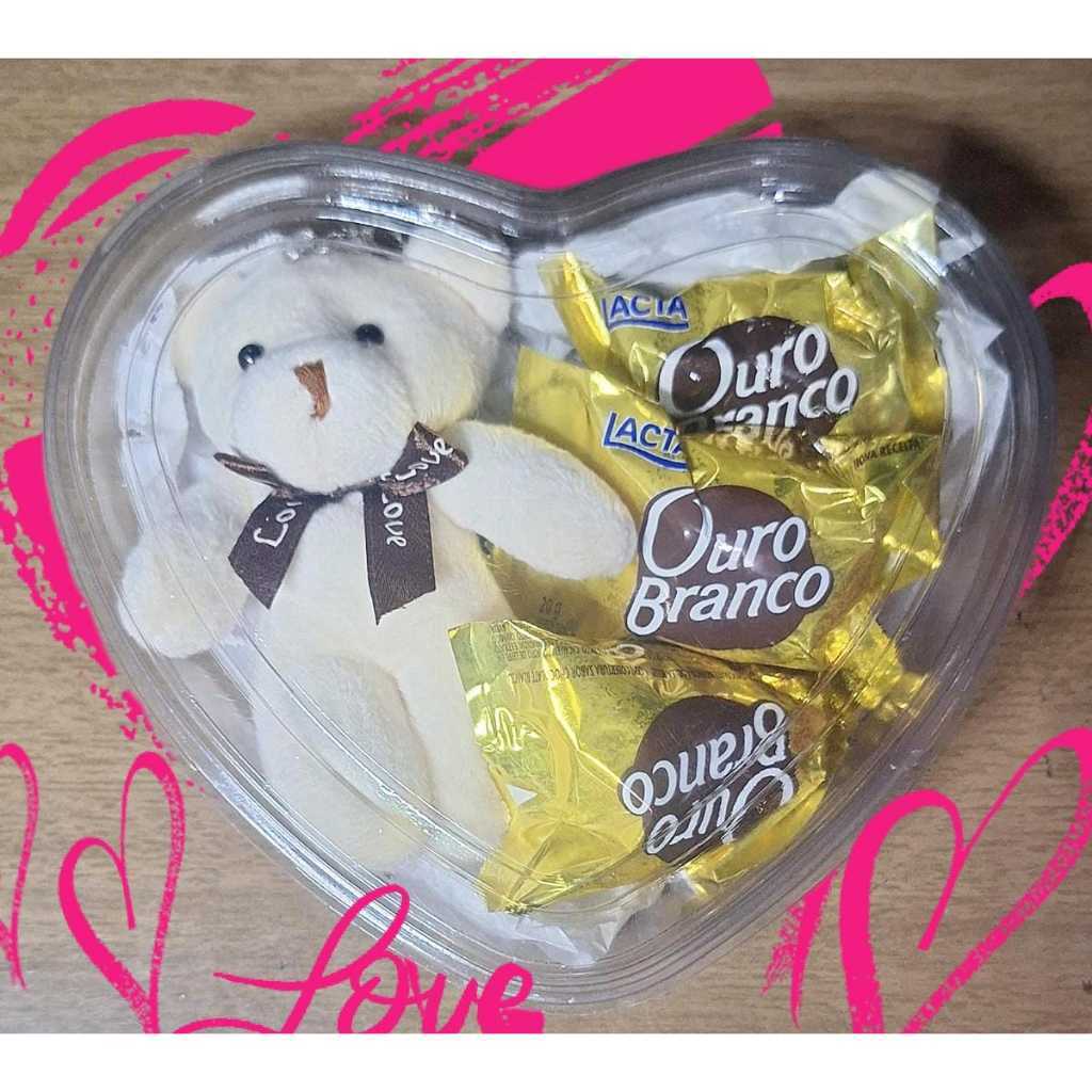 kit 4 coração de plástico com 3 bombons de chocolate e 1 chaveiro de ursinho para presente/lembrancinha qualquer ocasião