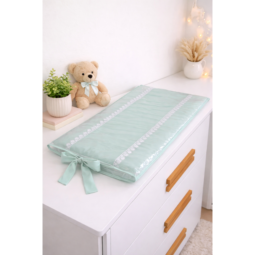 Trocador De Cômoda Bebê Impermeável  Hipoalérgico Higiênico Liso com Detalhes em Gripir