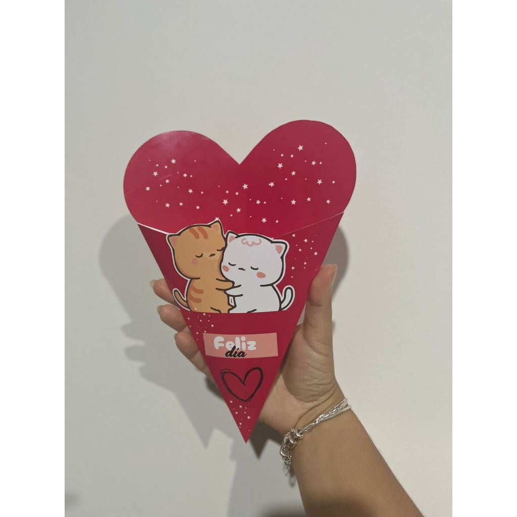 Caixa Buquê Cone Coração - Embalagem para Bombons - Presente, Dia das Mães, Aniversário, Namorados