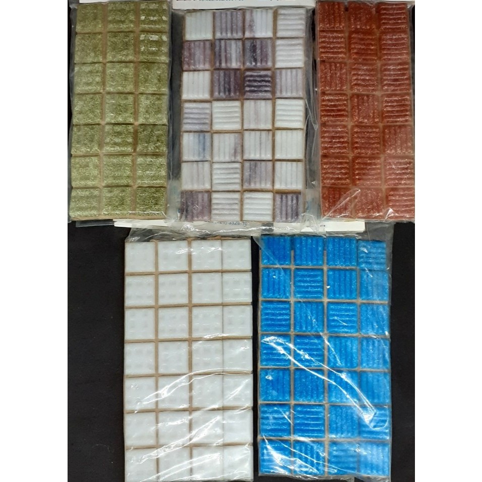 Kit 5 Plaquinhas de Pastilhas de vidro para mosaico 2 x 2 cm - 245pçs - Escolha Seu Kit