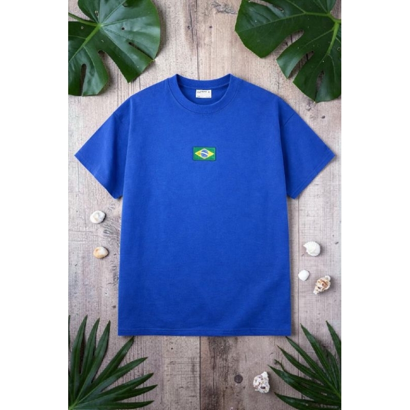Camiseta do Brasil com estampa da bandeira do Brasil em bordado