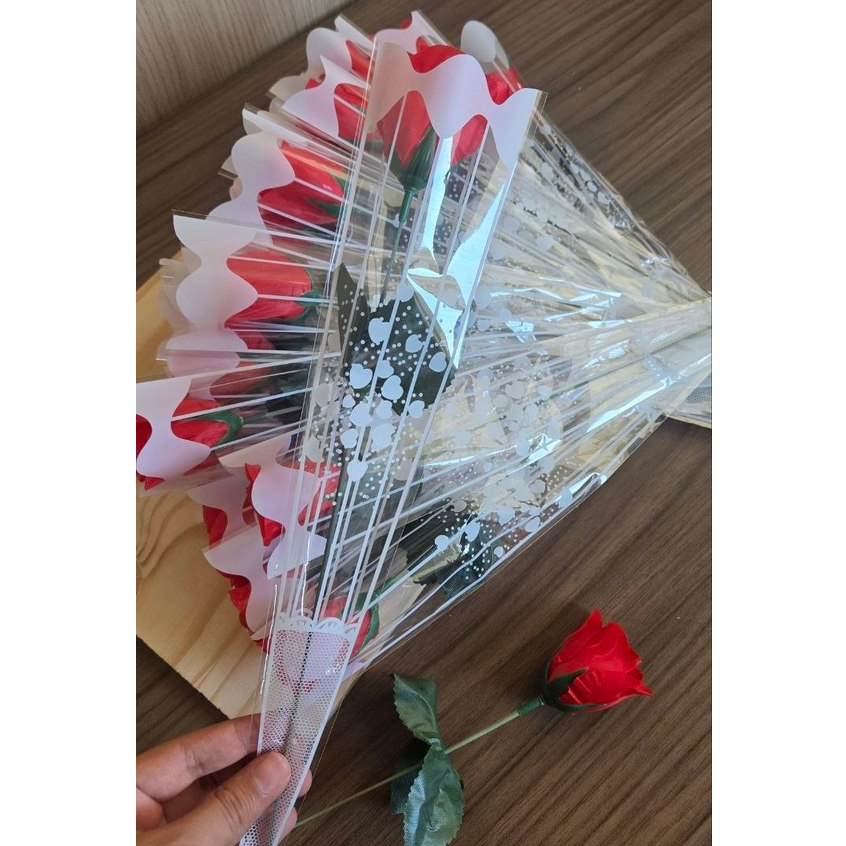 50 Botão De Rosa LUXO Vermelha  rosa artificial dia das mães Nao vai com a Embalagens Somente a flor