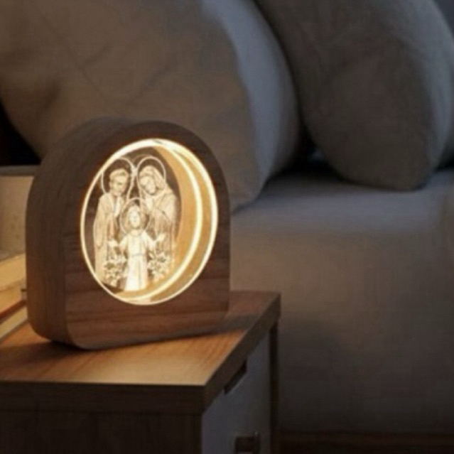 Luminária Religiosa Decorativa Sagrada Família Várias Imagens Vidro 8cm USB Led Abajur de Mesa Enfeite Decoração