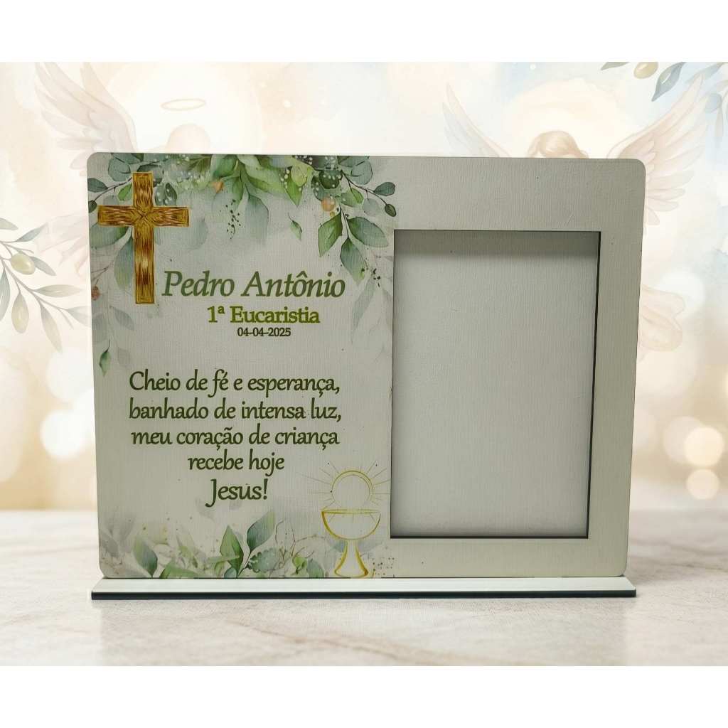 02 Porta retrato Lembrancinha Primeira Comunhão Eucaristia crisma personalizada decoração cruz divino espirito santo