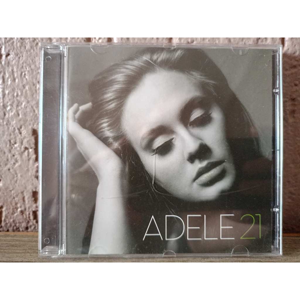 Álbuns em CD de Artistas Internacionais e Nacionais