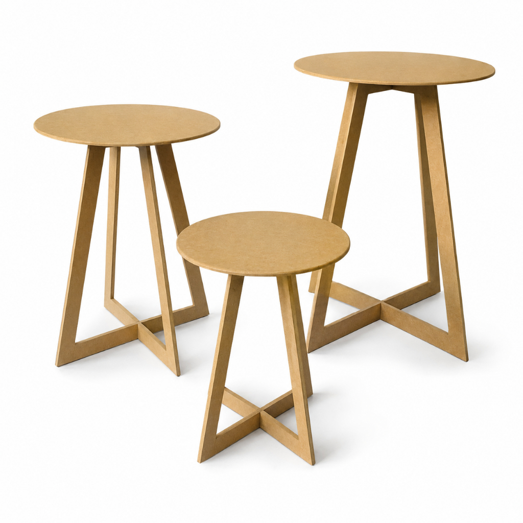 Trio de Mesas Triângulo MDF Cru Pronto Para Pintar Para Festa Decoração Ambientes Personalizáveis Montagem Fácil