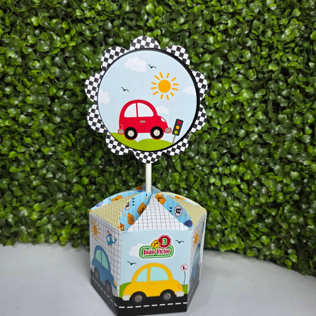 Enfeite de Mesa Personalizado CARRINHOS- Centro de Mesa - LEMBRANCINHA - Festa infantil - Aniversário