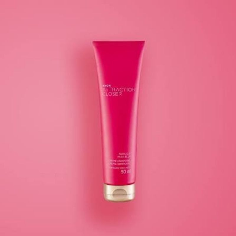 Creme Corporal Attraction Closer para Ela Avon