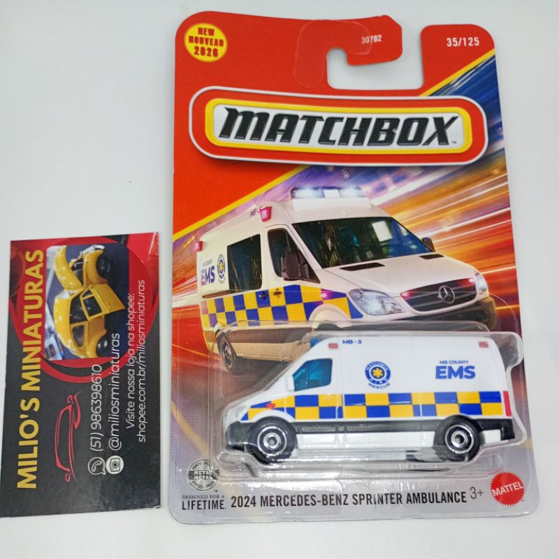 (m001)Miniatura Carrinho Matchbox 2024 Mercedes Benz Sprinter Ambulance 35/125
