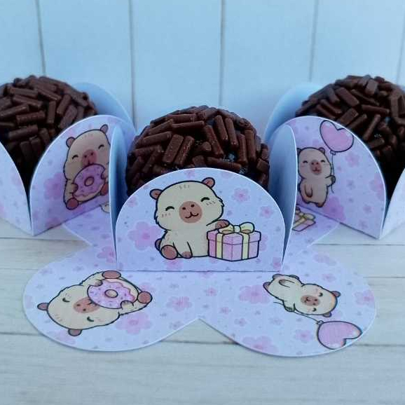 Forminhas 4 pétalas Capivara Festa Infantil Para Doces Docinhos Brigadeiro Kit 50 200 Unidades Decoração Aniversário