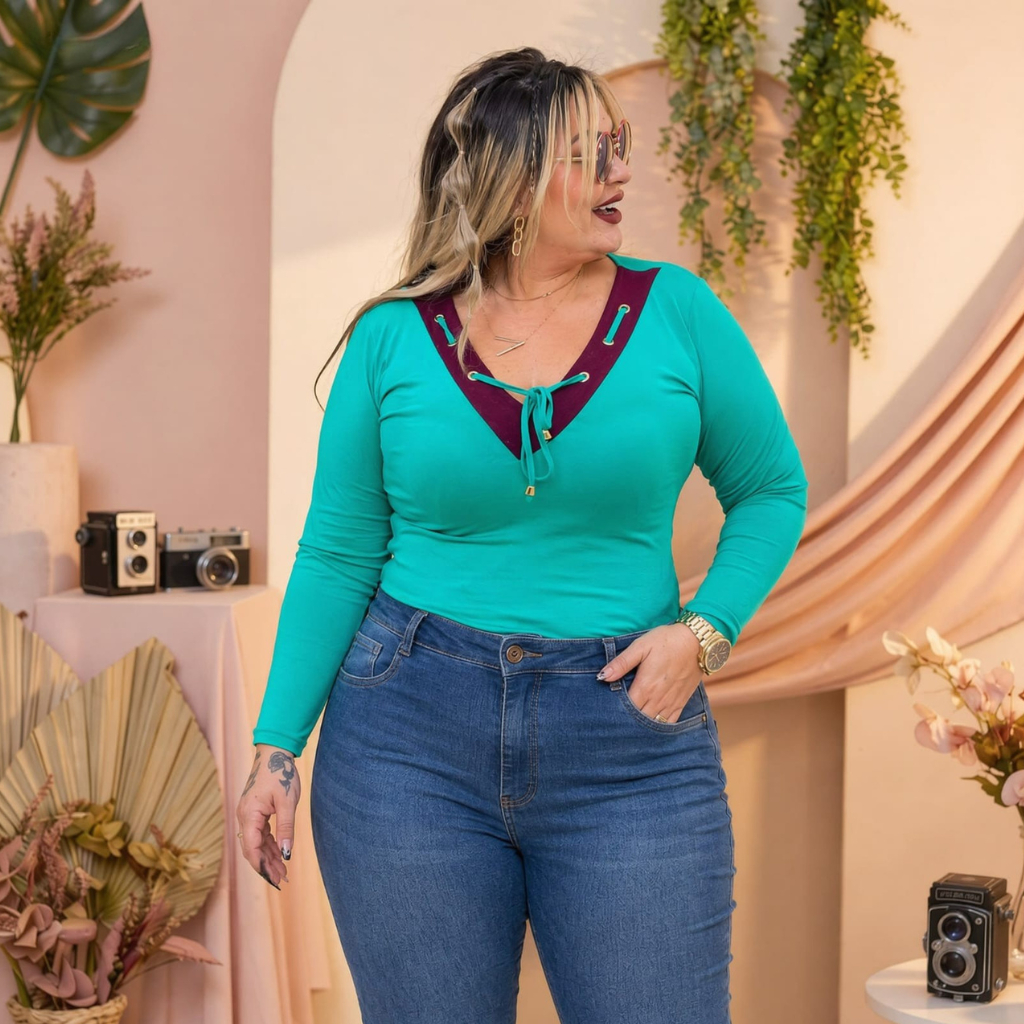 Achadinhos da shopee Blusa de manga Longa Plus Size com detalhes em viés na gola