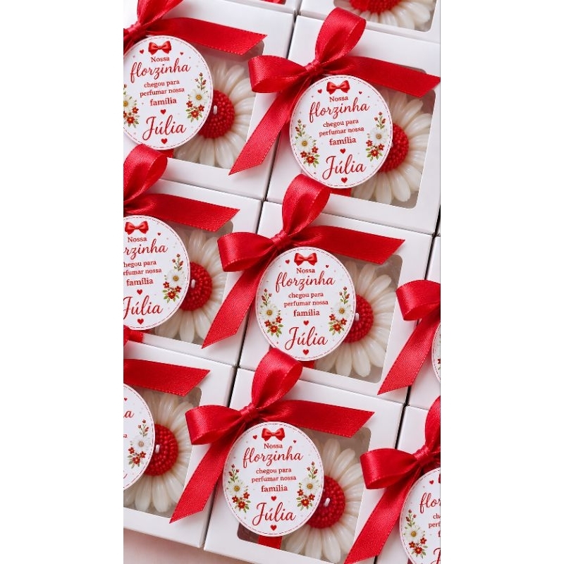Vela Aromática Margarida, flor  Personalizada na Caixa – Lembrancinha Maternidade, Chá de Bebê, Batizado, Aniversário