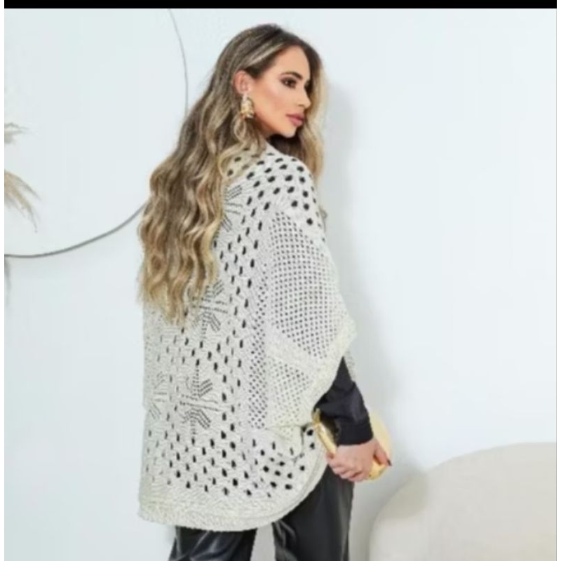 capa rendada crochê casulo moda 2025 poncho inverno frio